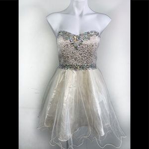 Masquerade Sweet heart corset homecoming dress